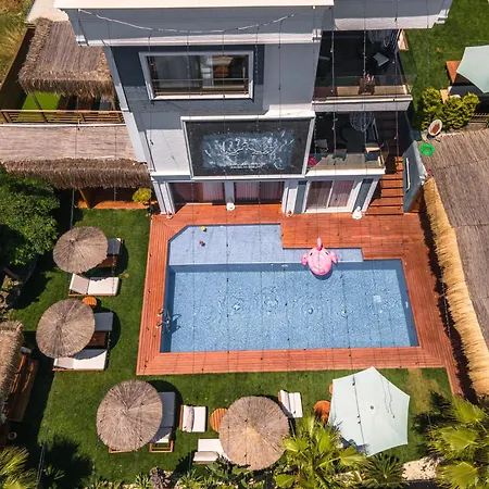 Mistral Alaçatı Hotel *