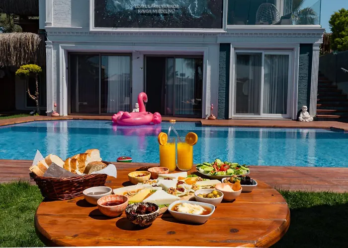 Mistral Alaçatı * Çeşme